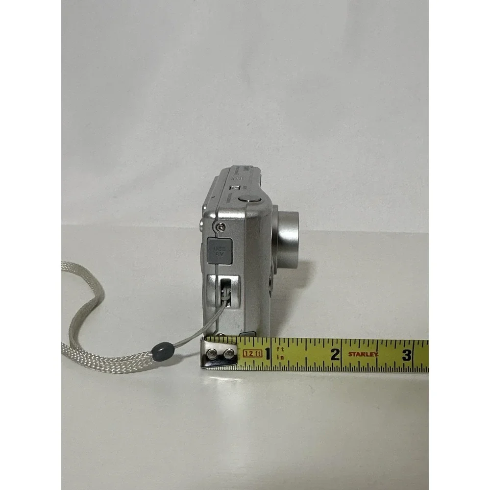 Sanyo Xacti VPC-S7EX Digital Camera